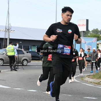 Runner Photo 3546278