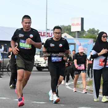 Runner Photo 3546281