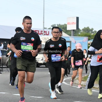 Runner Photo 3546282