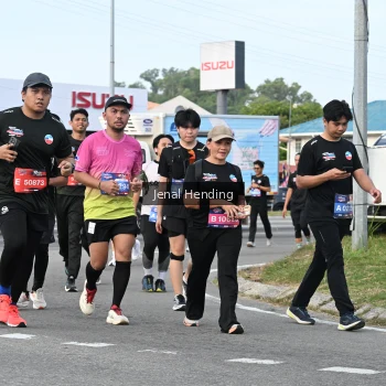 Runner Photo 3546312