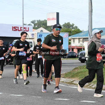 Runner Photo 3546316