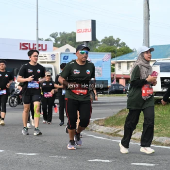 Runner Photo 3546319