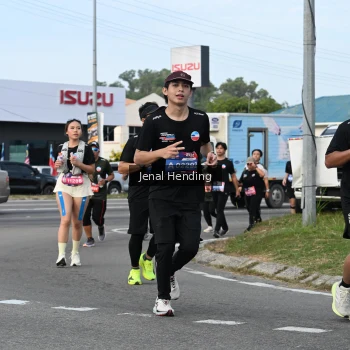 Runner Photo 3546323