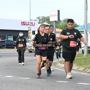 Runner Photo 3546331