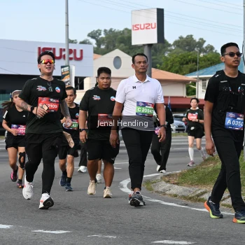 Runner Photo 3546335