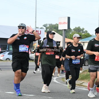 Runner Photo 3546336