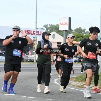 Runner Photo 3546338