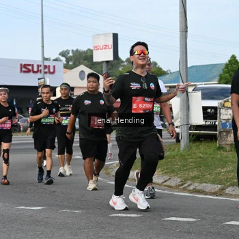 Runner Photo 3546345