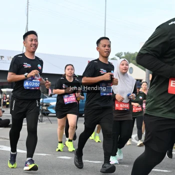 Runner Photo 3546360