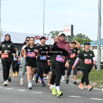 Runner Photo 3546380
