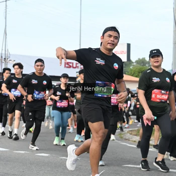 Runner Photo 3546386