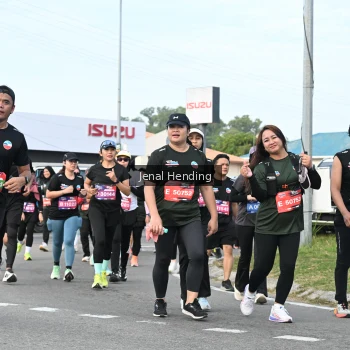 Runner Photo 3546395