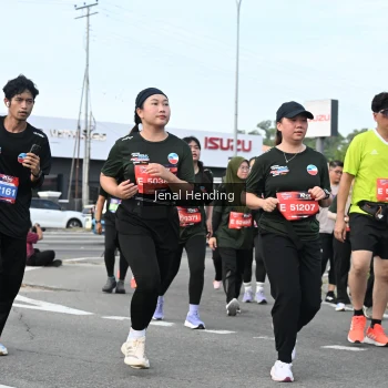 Runner Photo 3546398