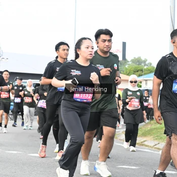 Runner Photo 3546411