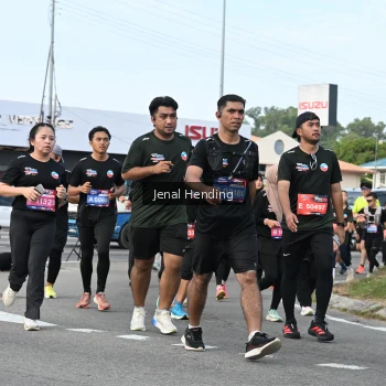 Runner Photo 3546418