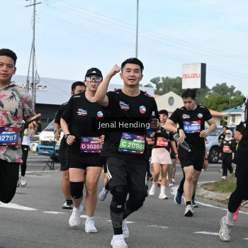 Runner Photo 3546437
