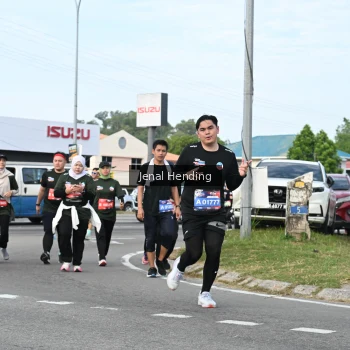 Runner Photo 3546465
