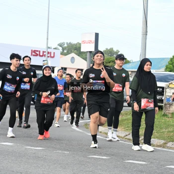 Runner Photo 3546513