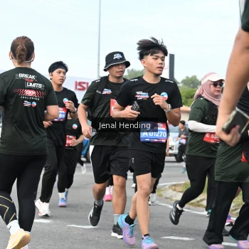 Runner Photo 3546516