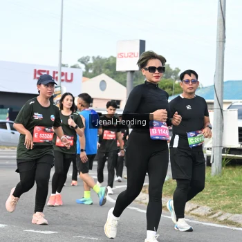 Runner Photo 3546539