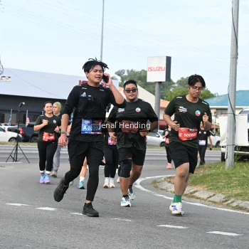 Runner Photo 3546550