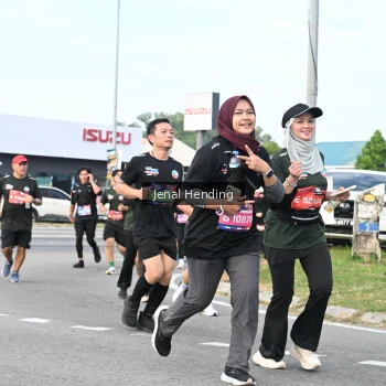 Runner Photo 3546558