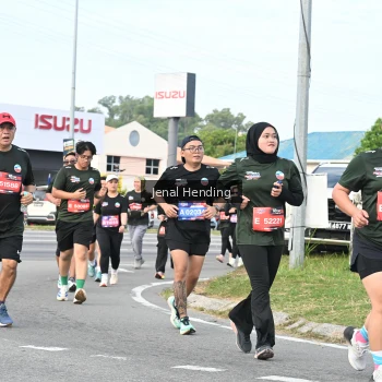 Runner Photo 3546559
