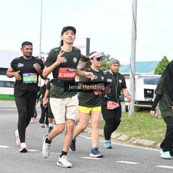 Runner Photo 3546567