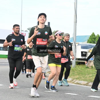 Runner Photo 3546572