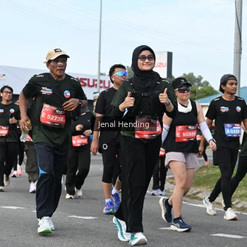 Runner Photo 3546573