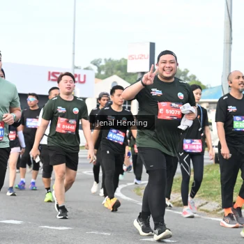 Runner Photo 3546578
