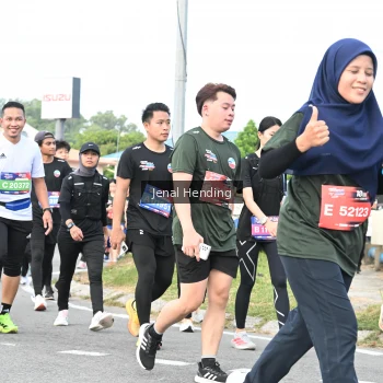 Runner Photo 3546579