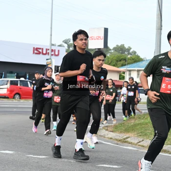 Runner Photo 3546591