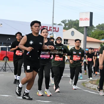 Runner Photo 3546595