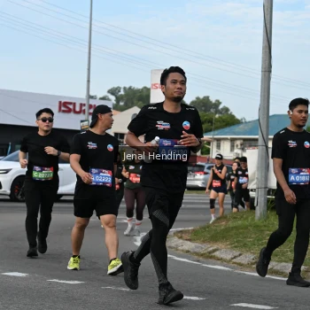 Runner Photo 3546610