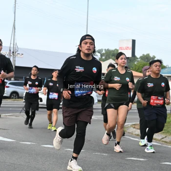 Runner Photo 3546612