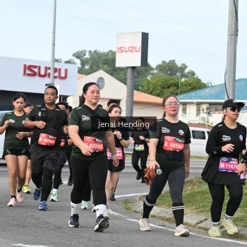 Runner Photo 3546615