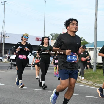 Runner Photo 3546622