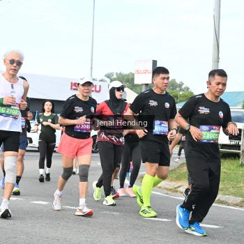 Runner Photo 3546627