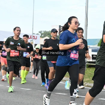 Runner Photo 3546629