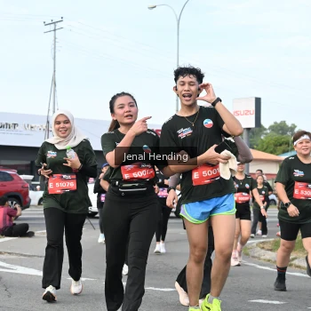 Runner Photo 3546638