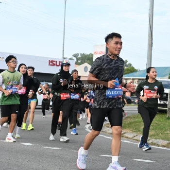 Runner Photo 3546645