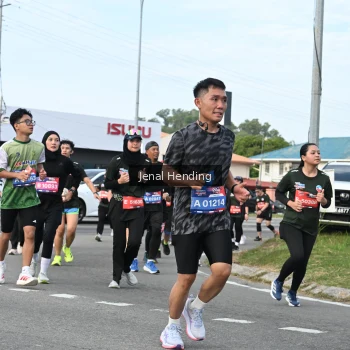 Runner Photo 3546646