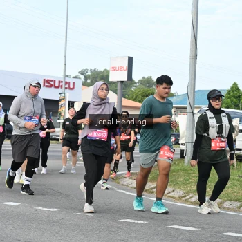 Runner Photo 3546655