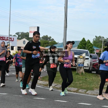 Runner Photo 3546657