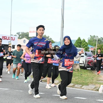 Runner Photo 3546658