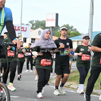 Runner Photo 3546663