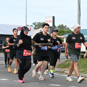 Runner Photo 3546672