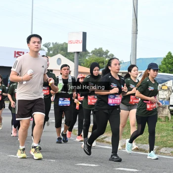 Runner Photo 3546675