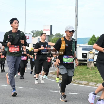 Runner Photo 3546676